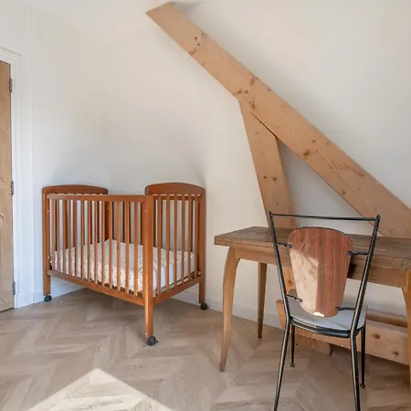 A 300m Des Plages, Maison Pour 9 Adultes *