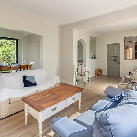 Holiday home A 300m Des Plages, Maison Pour 9 Adultes Mesquer