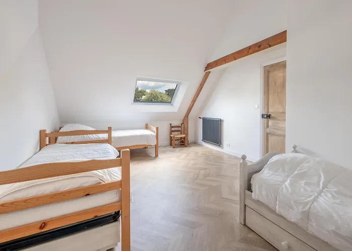 A 300m Des Plages, Maison Pour 9 Adultes