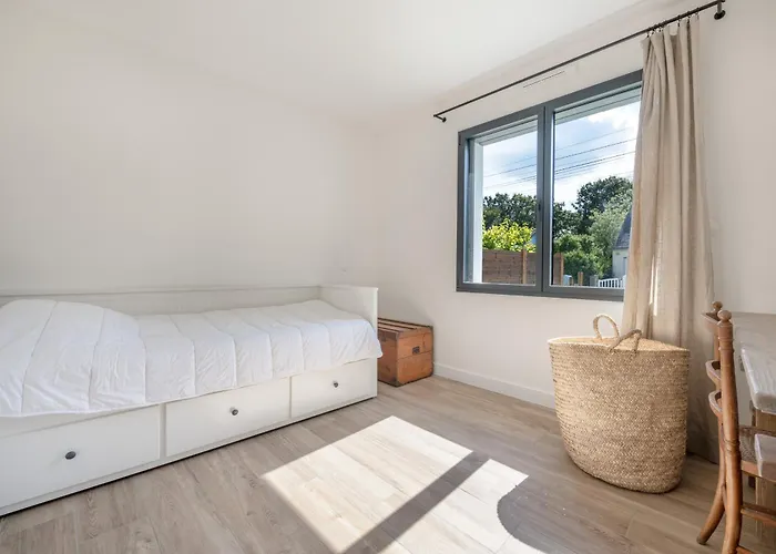 펜션 A 300m Des Plages, Maison Pour 9 Adultes *