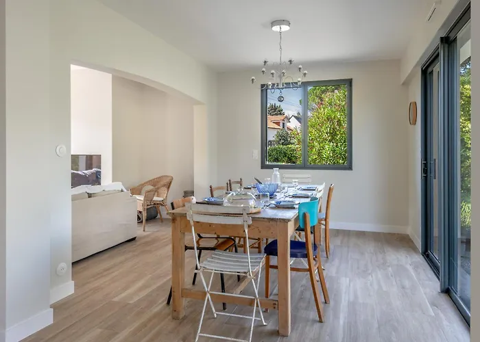 펜션 A 300m Des Plages, Maison Pour 9 Adultes Mesquer